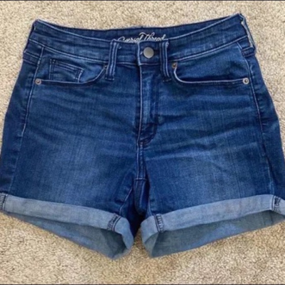 Universal Thread high rise jean shorts